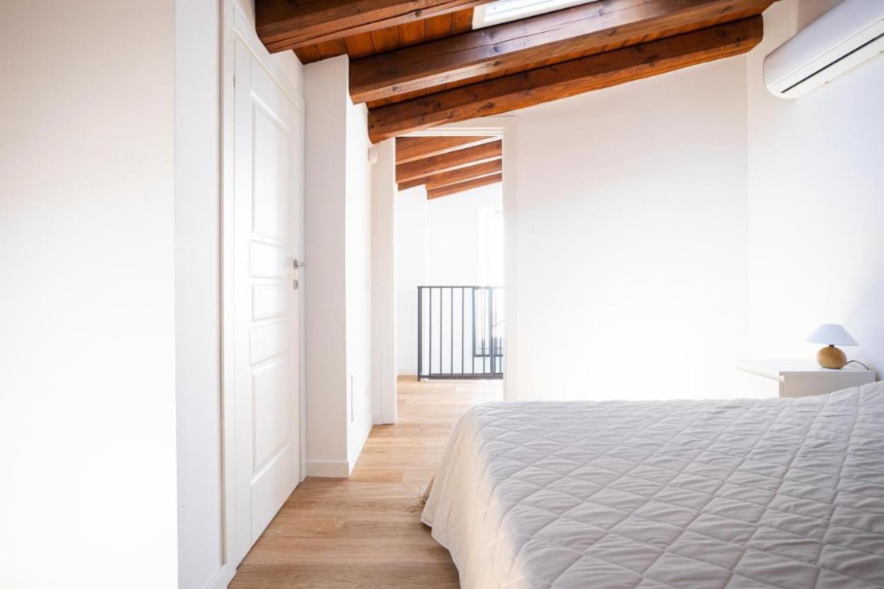 Casa Azzurra - Palazzo Del Buonpastore Palermo Eksteriør billede
