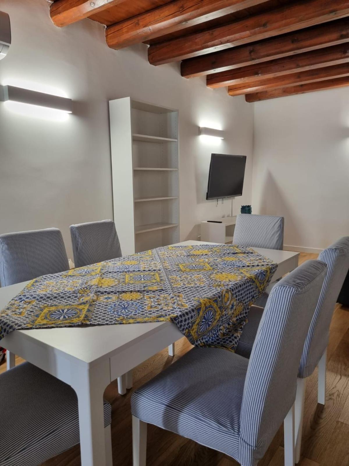 Casa Azzurra - Palazzo Del Buonpastore Palermo Eksteriør billede